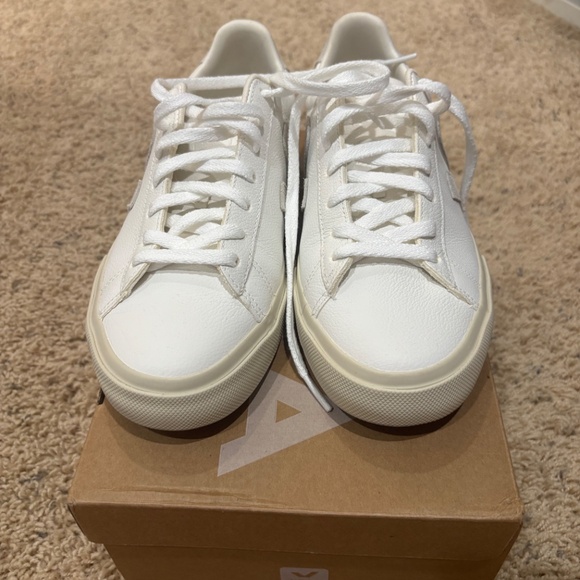 Veja Extra White Neutral Suede size 39 - Picture 2 of 5